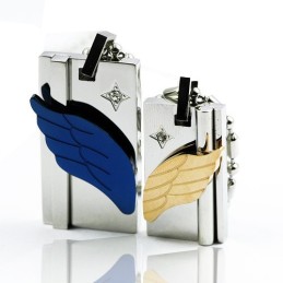 תליון שרשרת טיטניום "על כנפי מלאכים" - אהבת אהבה מתוקה