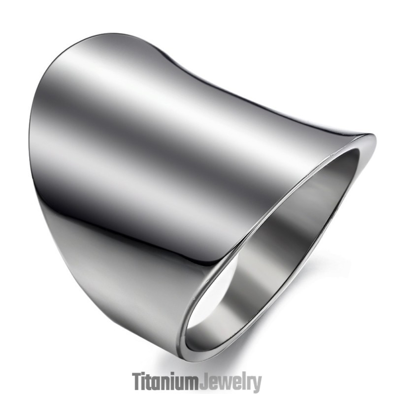 טבעת טיטניום פשוטה ואיכותית להגזמה