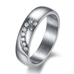 טבעת טיטניום עמידה לשימוש לאוהבים