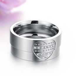 טבעת טיטניום איכותית לאוהבים עם אבני חן