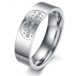 טבעת טיטניום איכותית לאוהבים עם אבני חן