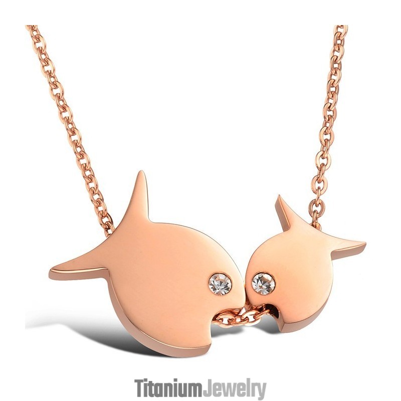 שרשרת טיטניום בצורת דג נמכרת היטב בכל רחבי העולם