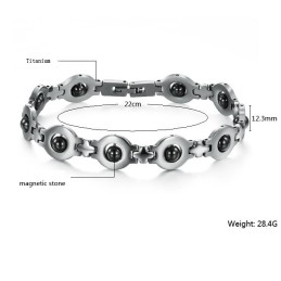 מגוון רחב של צמידי טיטניום לגברים נגד עייפות