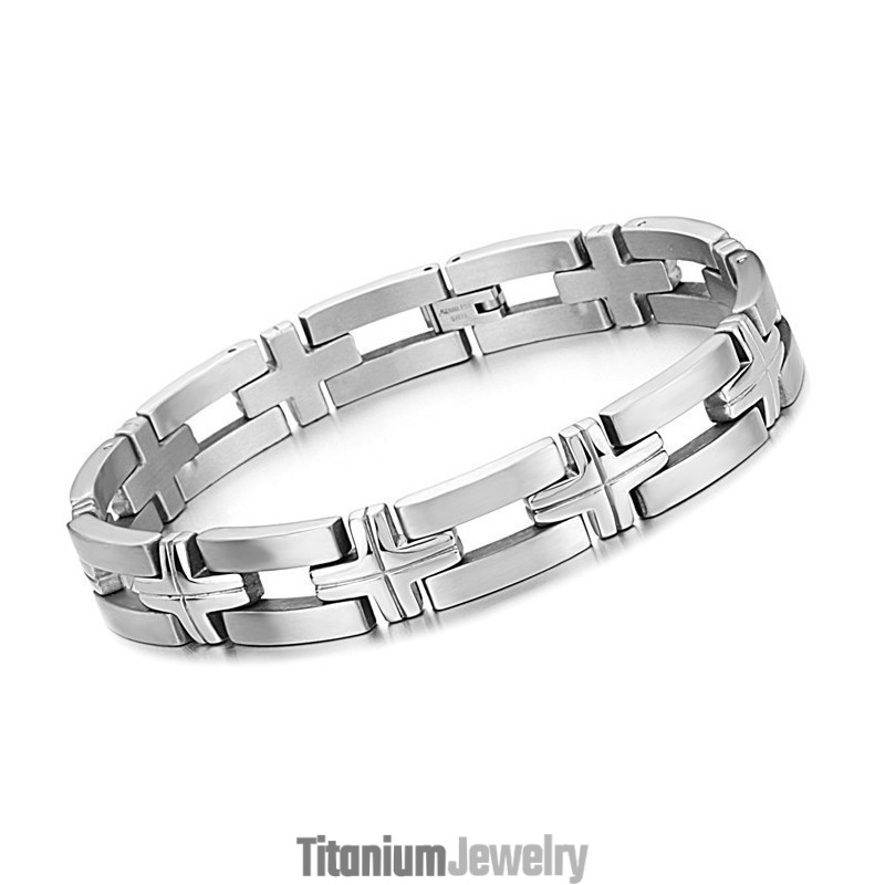 צמיד טיטניום צלב לגברים באיכות גבוהה