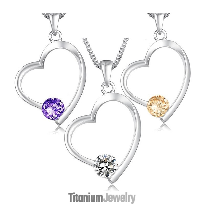 מגוון רחב של שרשרת טיטניום לנשים בציפוי פלטינה עם יהלומים