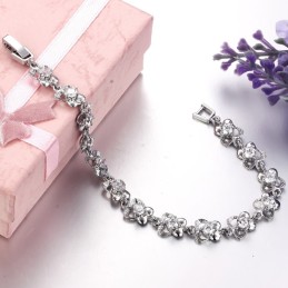 מגוון רחב של צמידי טיטניום מצופים פלטינה לנשים