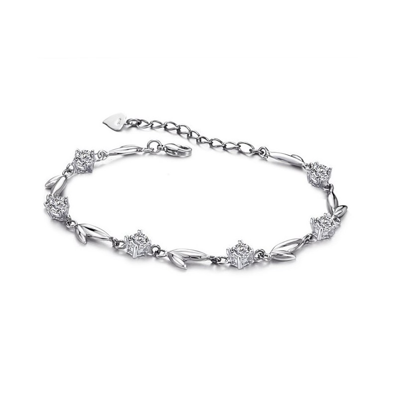 ידוע בזכות צמיד טיטניום מצופה פלטינה בצורת עלה ויהלום סגול באיכות מעולה לנשיות