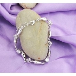 צמיד טיטניום מצופה פלטינה לנשים עם יהלומים, איכות וכמות מובטחים