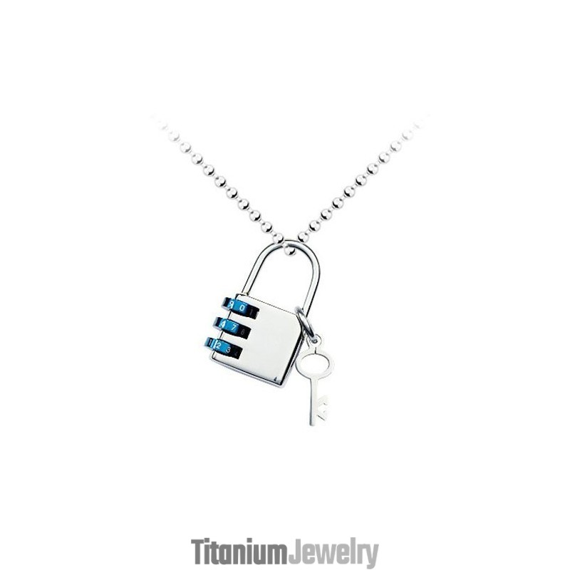 תליון טיטניום לגברים עם מנעול ומפתח מקודד - שרשרת חופשית תליון טיטניום לגברים עם מנעול ומפתח מקודד - שרשרת חופשית