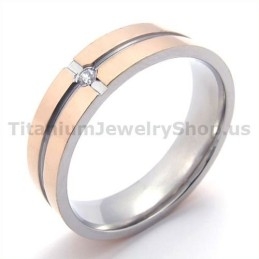טבעת טיטניום זוהרת עם יהלום