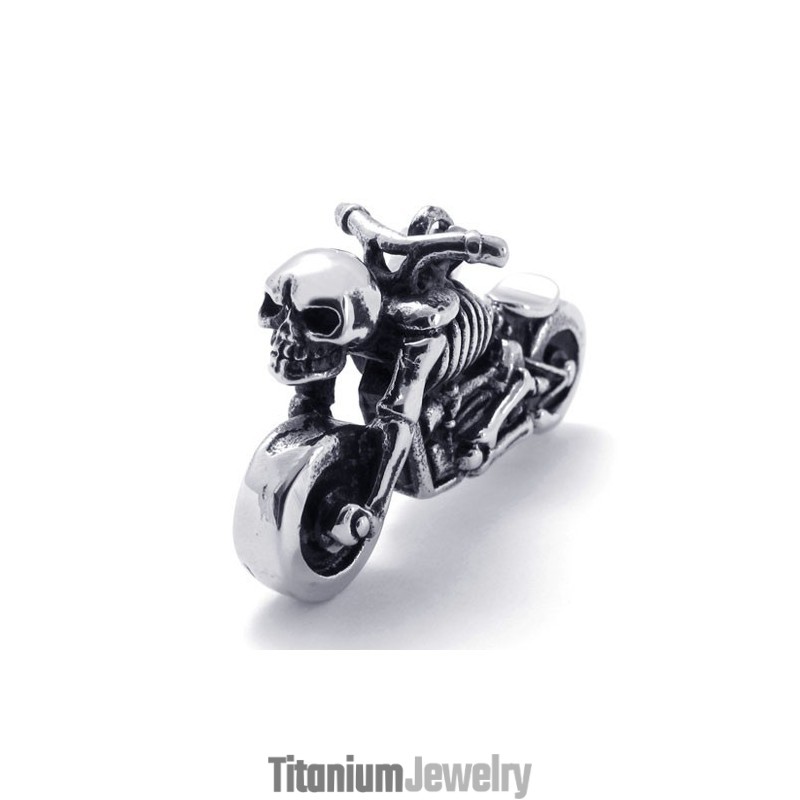 תליון טיטניום לאופנוע