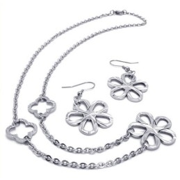 סט תכשיטי טיטניום איכותי ועיצוב יפהפה הכולל שרשרת, תליון ועגיל