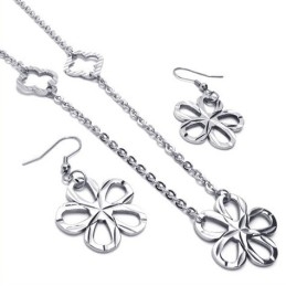 סט תכשיטי טיטניום איכותי ועיצוב יפהפה הכולל שרשרת, תליון ועגיל